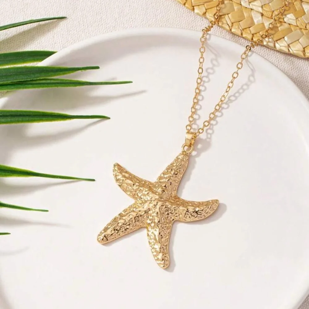Gold Starfish Pendant Necklace - Picture 5 of 6